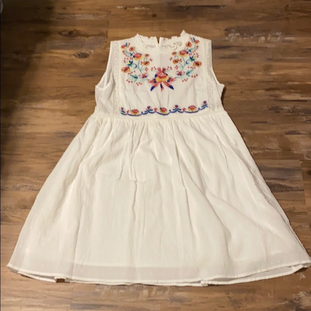 UMGEE Embroidered sun dress - Picture 4 of 9
